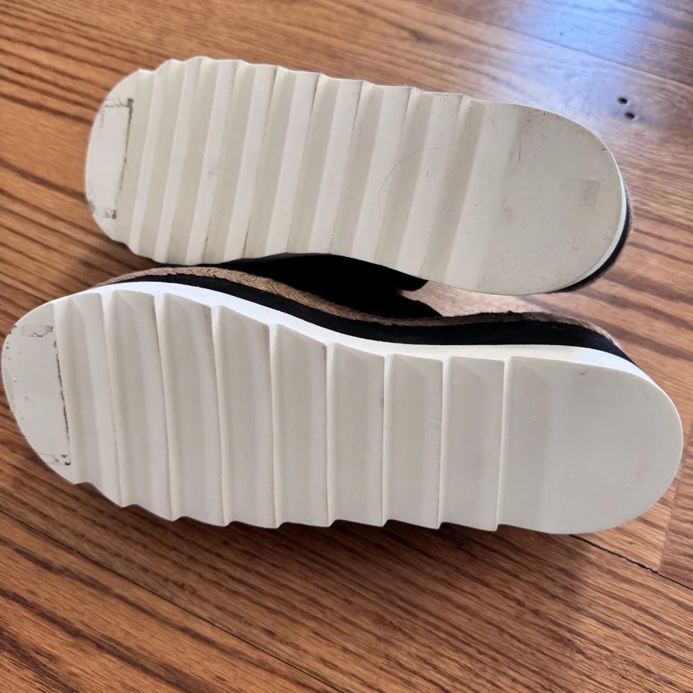 EUC Free People Santorini Espadrille Sandals size 7 black and white